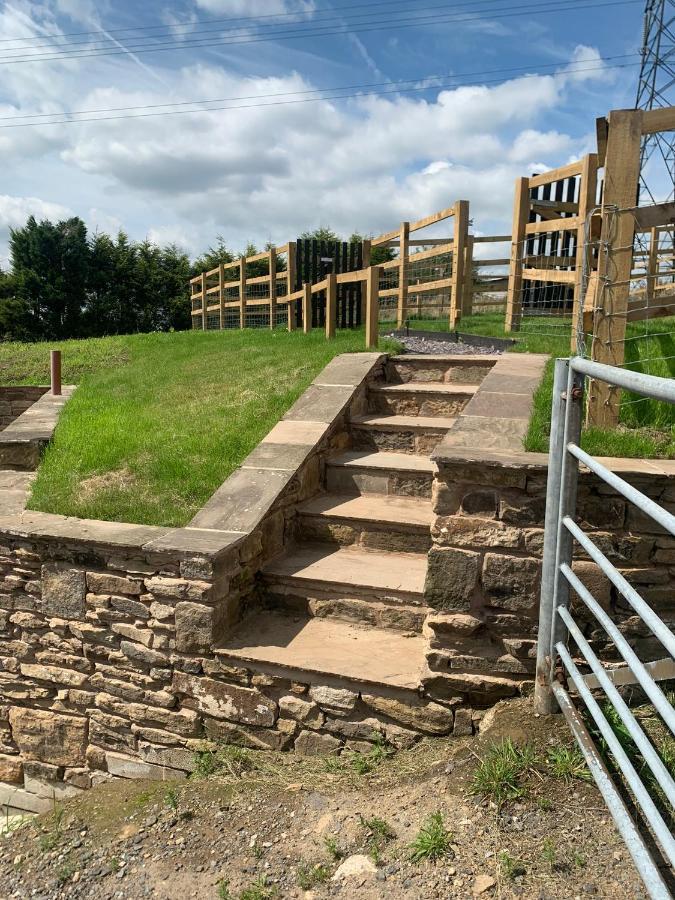 Unique Barn Conversion In Saddleworth Oldham Exteriör bild